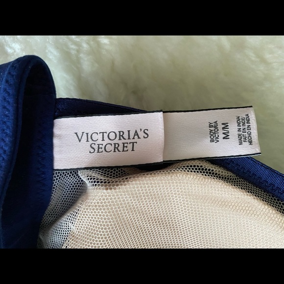 𝚅𝚂 𝙱𝙱𝚅 𝙱𝚛𝚊𝚕𝚎𝚝𝚝𝚎 - Picture 3 of 5